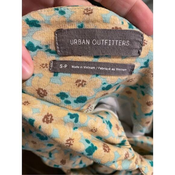 Urban Outfitters Womens Yellow Green Floral V-Neck Sleeveless Mini Dress Small - Picture 4 of 6
